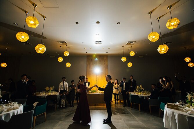 Private 3 Hour Wedding Reception Photography With Lunch in Tokyo - Accessibility and Additional Information