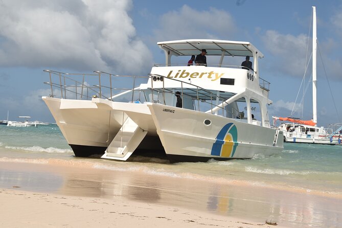 Private Boat Snorkeling and Swim With Shark and Stingray - What to Expect