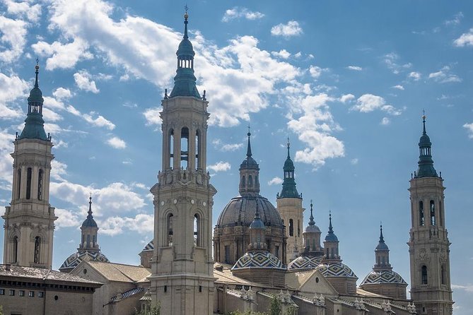 Private City Tour of Zaragoza With Driver & Official Tour Guide W/ Hotel Pick up - Puente De Piedra Bridge