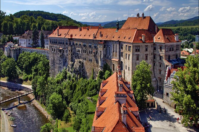 Private Day Trip From Vilshofen To Cesky Krumlov, Local Driver - Transportation Details