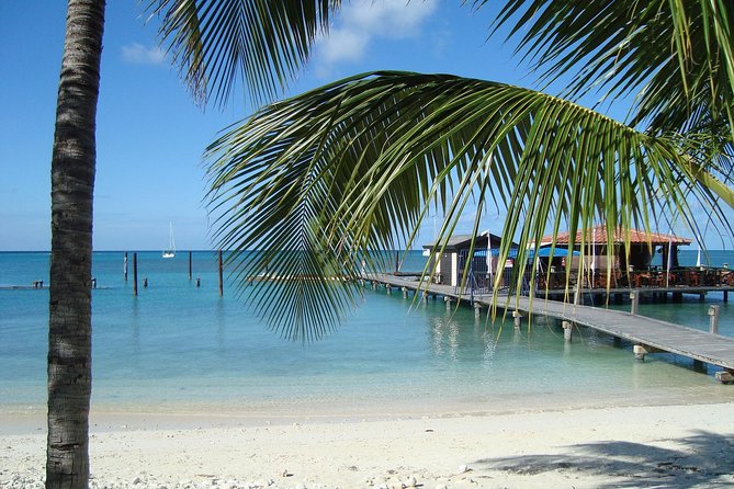 Private Departure Transfer From Oranjestad City to AUA Aruba Airport - Inclusions and Charges