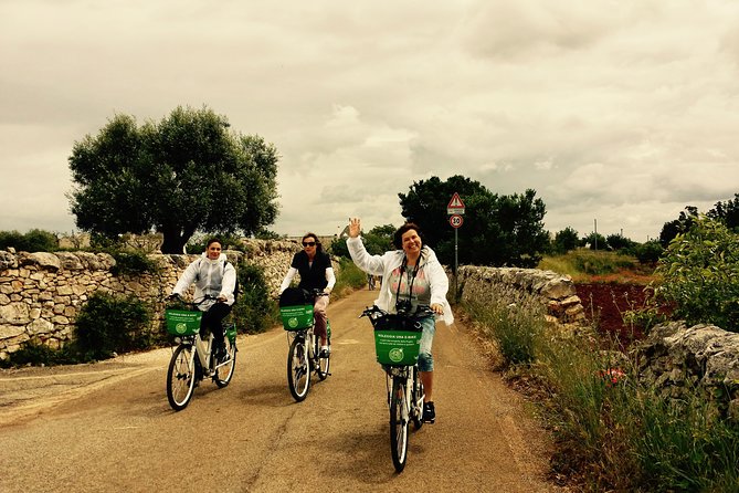 Private E-Bike Tour Along Alberobello With Lunch at Local Masseria - Lunch Experience