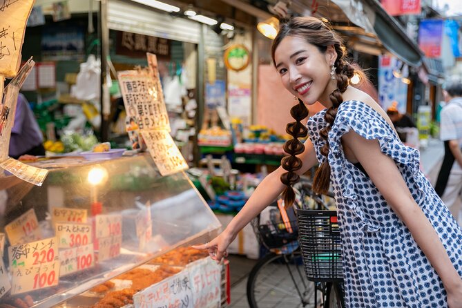 Private Food Tour in Downtown Yanesen and Nezu Shrine - Visiting Nezu Shrine