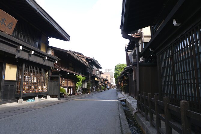 Private Full-Day Tour to Takayama and Shirakawa From Nagoya - Takayama Festival Floats Exhibition Hall & Nikkoukan