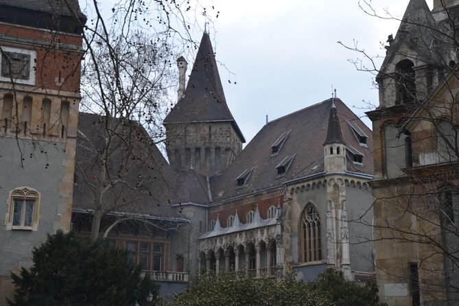 Private Guided Full Day Budapest Tour With Hidden Gems - Indulging in the Citys Culinary Delights
