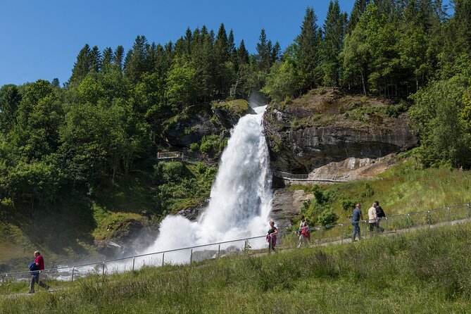 Private Guided Hardangerfjord Day Tour - Itinerary Highlights
