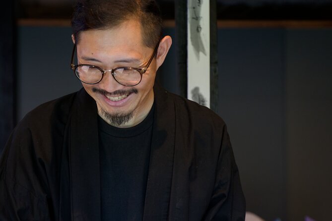 Private Japanese Calligraphy Art Experience With a Calligrapher - Meeting and Pickup