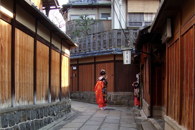 Private Kyoto Geisha Districts Walking Tour - Unveiling the Secrets of Geisha Culture