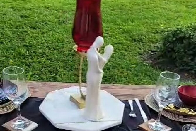 Private Luxury Picnic Experience in Hollywood Review - Accessibility and Participation