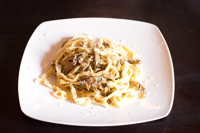 Private Pasta-Making Class at a Cesarinas Home With Tasting in Ascoli Piceno - Menu Highlights