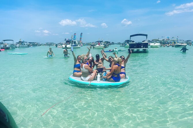 Private Pontoon in Crab Island With Captain - Meeting Details