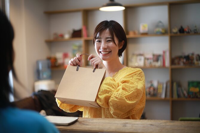 Private Shopping Tour From Hakone Hotels to Grandberry Park - Whats Included
