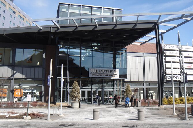 Private Shopping Tour From Philadelphia to Outlets at Wind Creek - Shopping and Dining Experience
