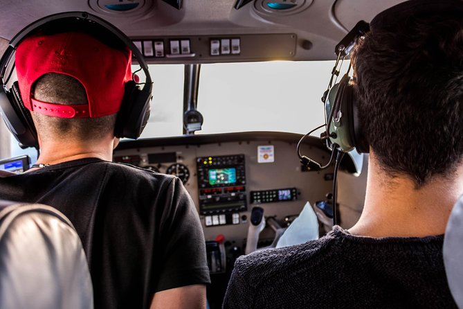 Private Sightseeing Flight Above Frankfurt - Booking Process