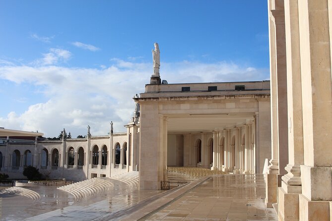 Private Tour From Lisboa to Tomar, Fatima and Back, Local Driver - Accessibility