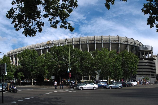 Private Tour of the Best of Madrid - Sightseeing, Food & Culture With a Local - Local Guide Experience
