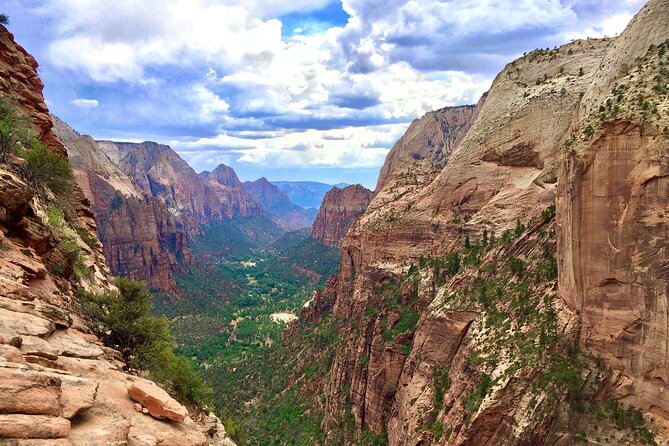 Private Tour: Zion National Park Day Tour From Las Vegas - Meeting and Pickup