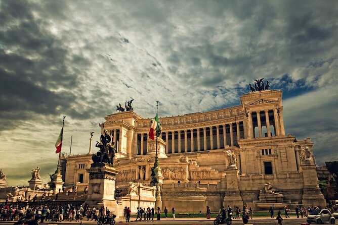 Private Transfer From Fiumicino Airport to Rome or Vv. - Vehicle Features