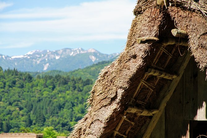 Private Transfer From Takayama to Kanazawa Including Shirakawago - Customizing the Experience