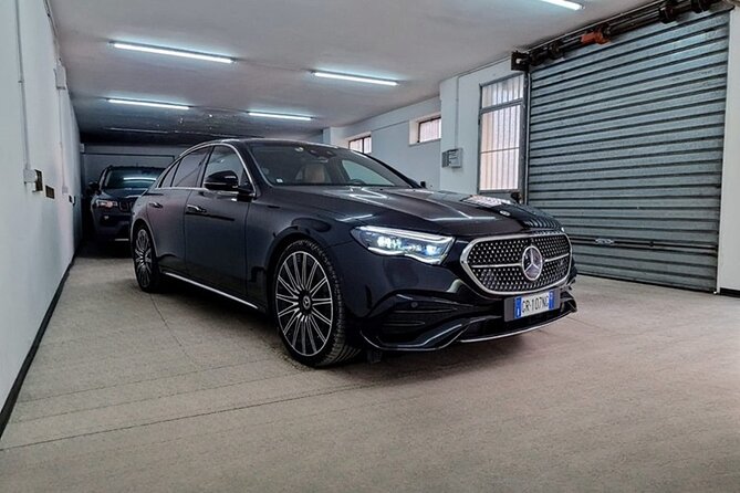Private Transfer From Taormina to Noto or Vice Versa - Vehicle Features and Amenities