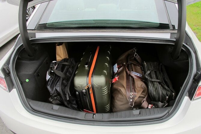 Private Transfer HOUston City to HOUston Airport HOU - IAH by Car - Inclusions and Exclusions