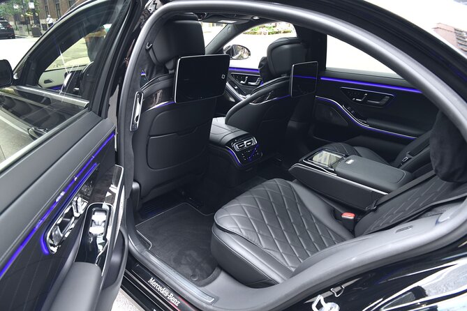 Private Transfer: Madrid Airport MAD to Madrid in Luxury Car - Pickup and Drop-off Process