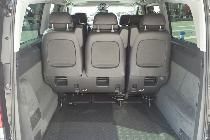 Private Transfer Tarragona Port to Barcelona/Hotels - Service Operating Hours