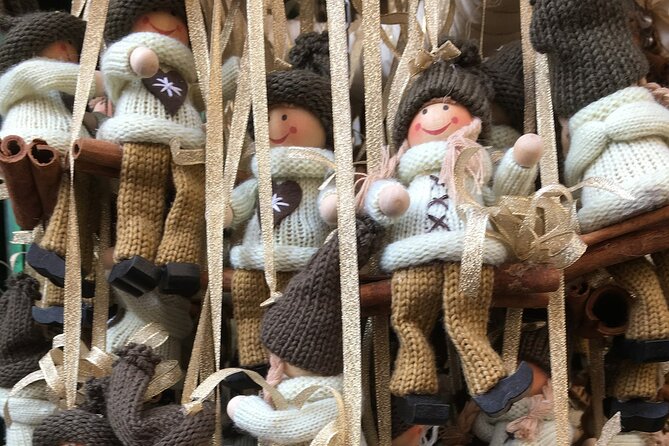 Private Walking Tour at Christmas Market With Mulled Wine and Chimney Cake - Mulled Wine and Chimney Cake