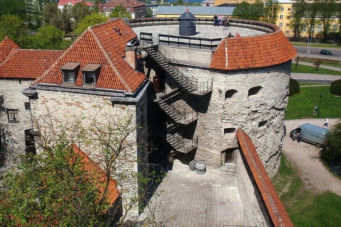 Private Walking Tour of Tallinn Old Town - Duration and Pricing