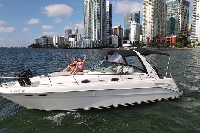 Private Yacht Rental in Miami Up to 12 People - Unparalleled Amenities and Features
