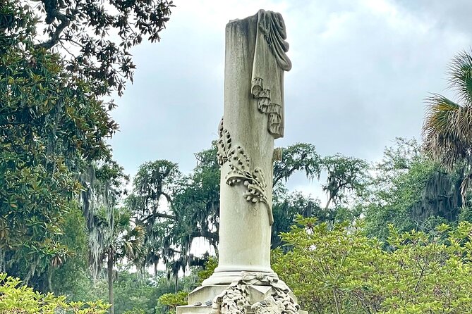 Real Savannah Tour Review: Unveiling History and Mystery - Delving Into Savannahs True Crime Narratives