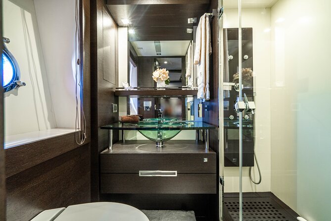 Rent Luxury Yacht 75 Feet in Miami - Schedule and Availability