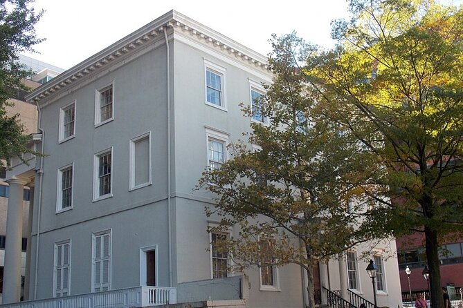 Richmond Scavenger Hunt: Capitol Sights - Meeting Point and Accessibility