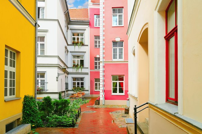 Riga Private Walking Tour - Meeting and Pickup Information
