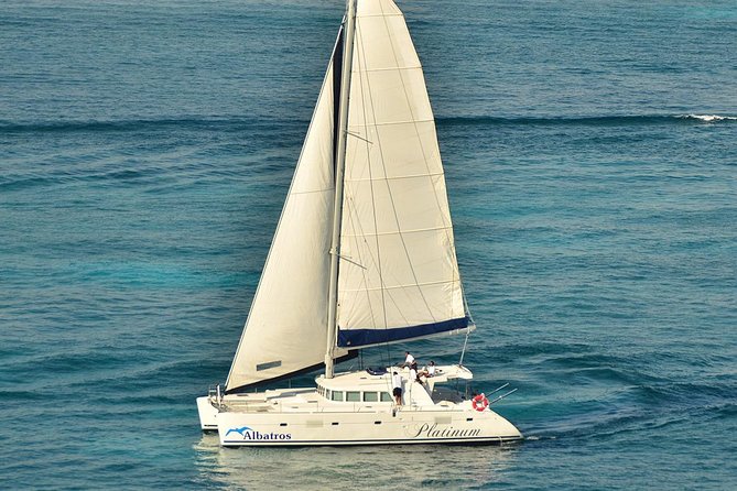 Sailing Catamaran PLATINO With Open Bar to Isla Mujeres - Inclusions