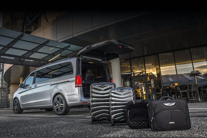 Saint Lucia Priority Airport Access (VIP) - Amenities Offered