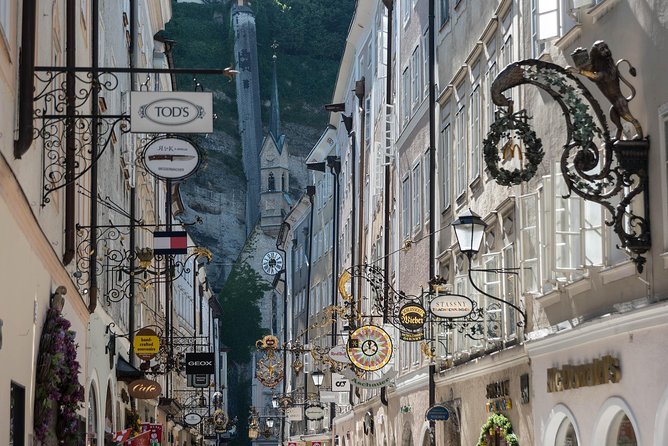 Salzburg - Private Guided Walking Tour - Marveling at the Iconic Hohenzollern Fortress