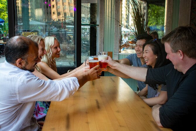 San Diego Small-Group Gaslamp History Tour Pub Crawl - Craft Beer Tasting and Appreciation