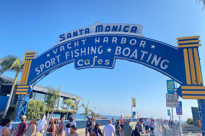 Santa Monica Downtown Walking Tour - Duration and Group Size