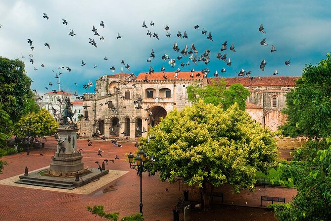 Santo Domingo City Tour With Pickup in Cap Cana - Meeting and Pickup
