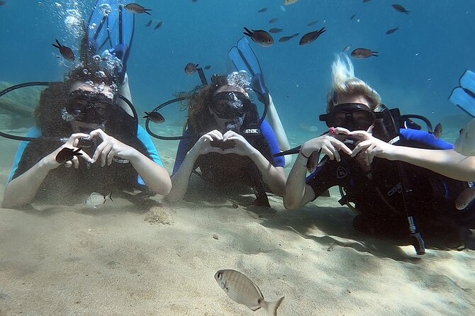 Scuba Diving for Beginners With a PADI Instructor Near Heraklion - Health and Safety Considerations