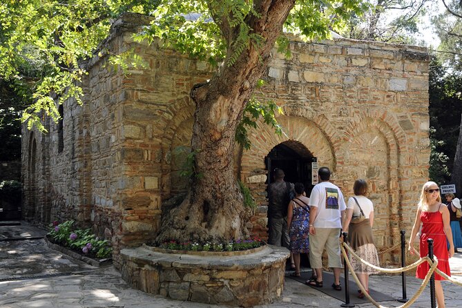 Semi Private Ephesus Tour With Skip the Line and Lunch - Scenic Ferry Ride to Samos Island