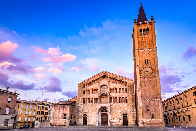 Semi-private Parma Tour of City Highlights by Night - Pricing and Booking
