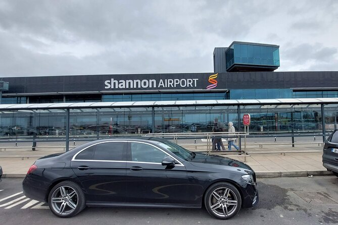 Shannon Airport to Ballyfin Demesne Private Airport Car Service - Meeting and Pickup