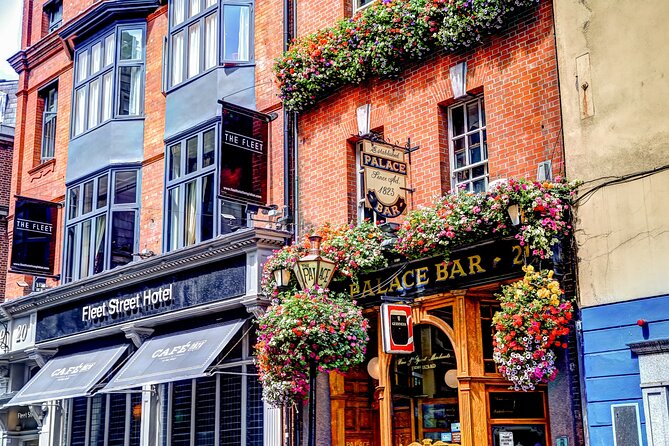 Skip-the-line Book of Kells and Dublin Old Town Private Tour - Included Attractions