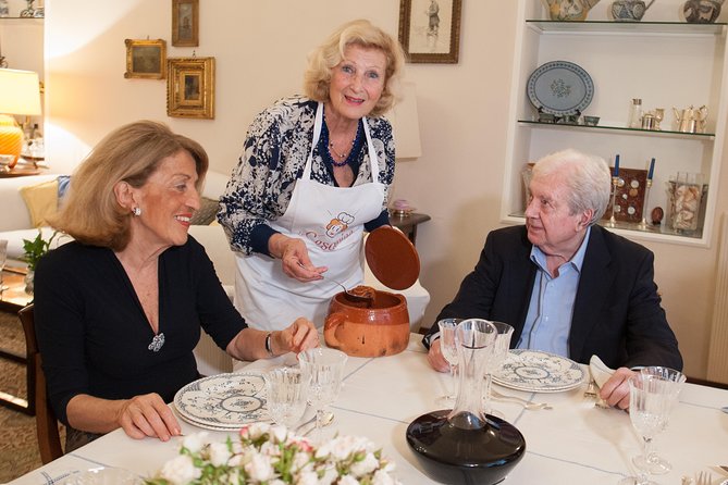 Small Group Market Tour and Dining Experience at a Cesarinas Home in Ercolano - Market Tour