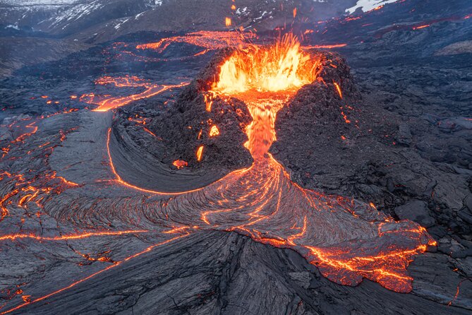 Small Group Private Volcano Hike With Lunch - Inclusions