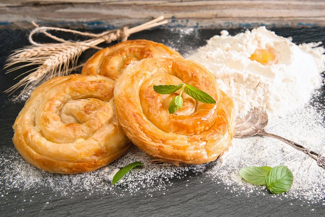 SOFIA Morning Walking Tour With Traditional Bulgarian Breakfast Tasting - Key Landmarks on the Tour