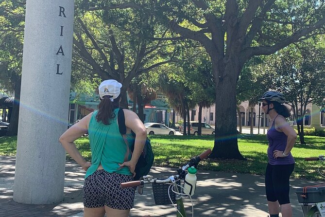 St Pete History and Heritage Biking Tour With Lunch - Lunch and Refreshments