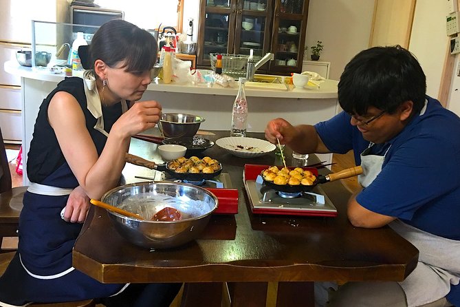 Takoyaki Experience - Exploring the Takoyaki Cooking Experience
